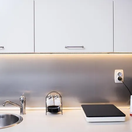 Neva Angella Konaci *