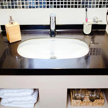 Neva Angella Konaci 아파트