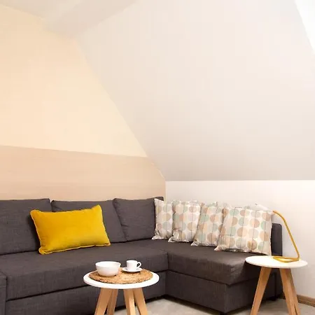 Neva Angella Konaci *